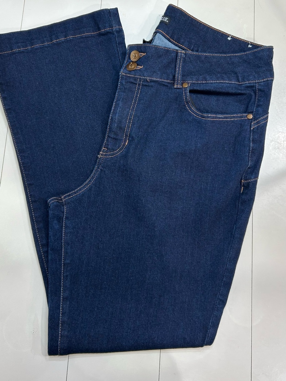 Riviera Women's Dark Indigo Boot-Cut Stretch Jeans
